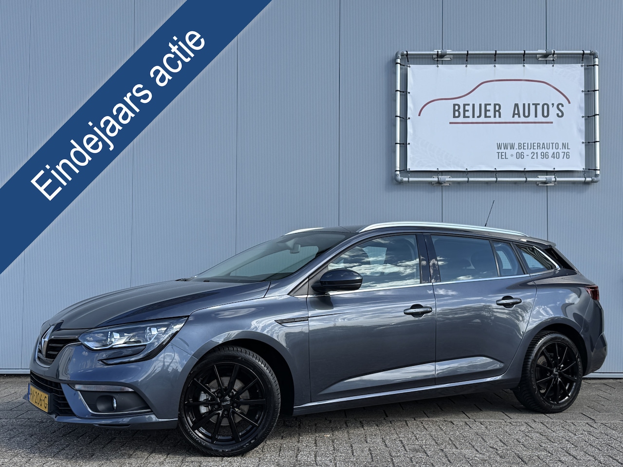 Renault Mégane Estate - 1.2 TCe Zen van € 11.195,- voor € 10.895,-. - AutoWereld.nl