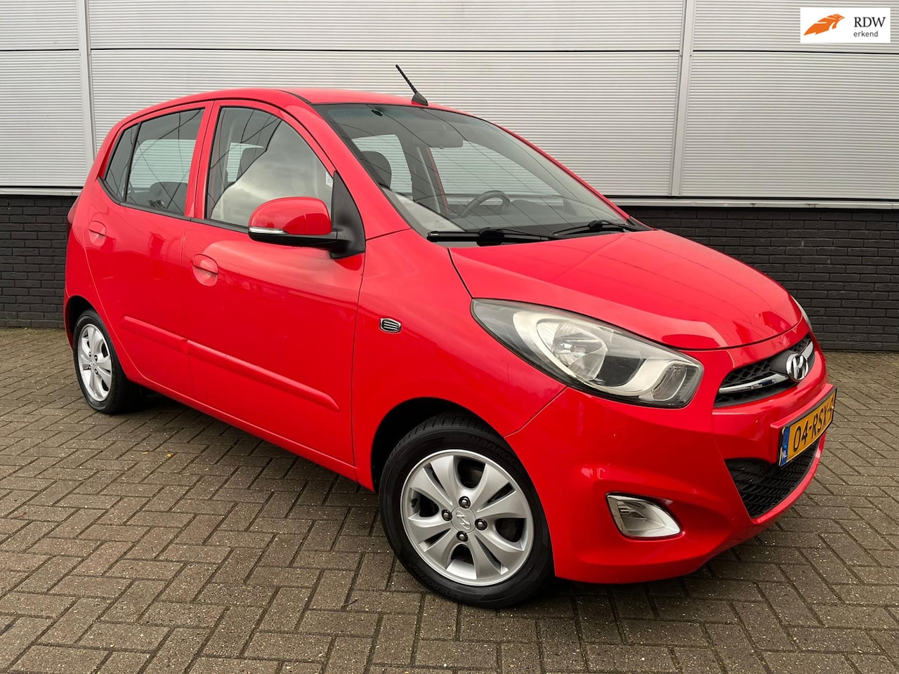 Hyundai i10 - 1.2 i-Catcher 5drs Airco - Lm velgen - isofix - usb & aux - NAP - 1e eigenaar - AutoWereld.nl
