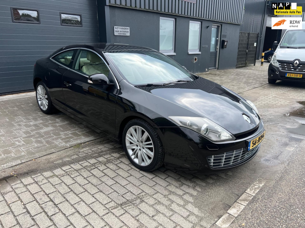 Renault Laguna Coupé - 2.0 1STE EIGENAAR AUTOMAAT - AutoWereld.nl
