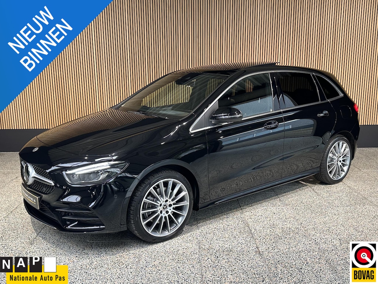 Mercedes-Benz B-klasse - 250 e AMG Line Trekhaak | HUD | 360 Camera | Schuif/kantel dak - AutoWereld.nl