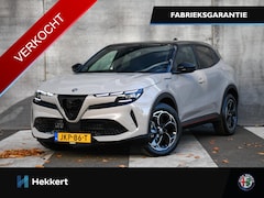 Alfa Romeo Junior - Speciale 1.2 Turbo Ibrida 145pk Automaat ADAPT. CRUISE | 18''LM | DODE HOEK | PDC + CAM. |