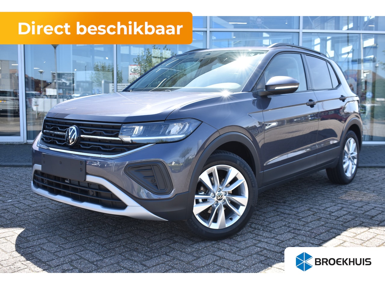 Volkswagen T-Cross - Life Edition | 'App-Connect' draadloze smartphone integratie | Achterlichten LED | Afstand - AutoWereld.nl