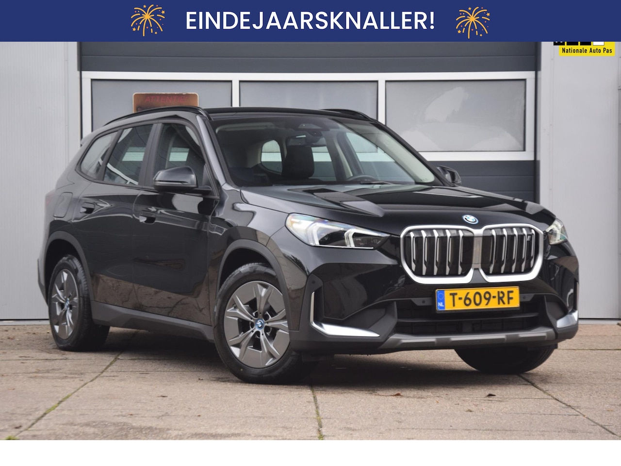 BMW iX1 - XDrive30 Launch Edition 67 kWh + 7.757 EURO AAN EXTRA OPTIES!! - AutoWereld.nl