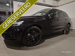 Volvo XC60 - 2.0 T6 350pk Plug-in hybrid AWD Ultra Black Edition Panoramadak / Head-Up / 360 / ACC / Na