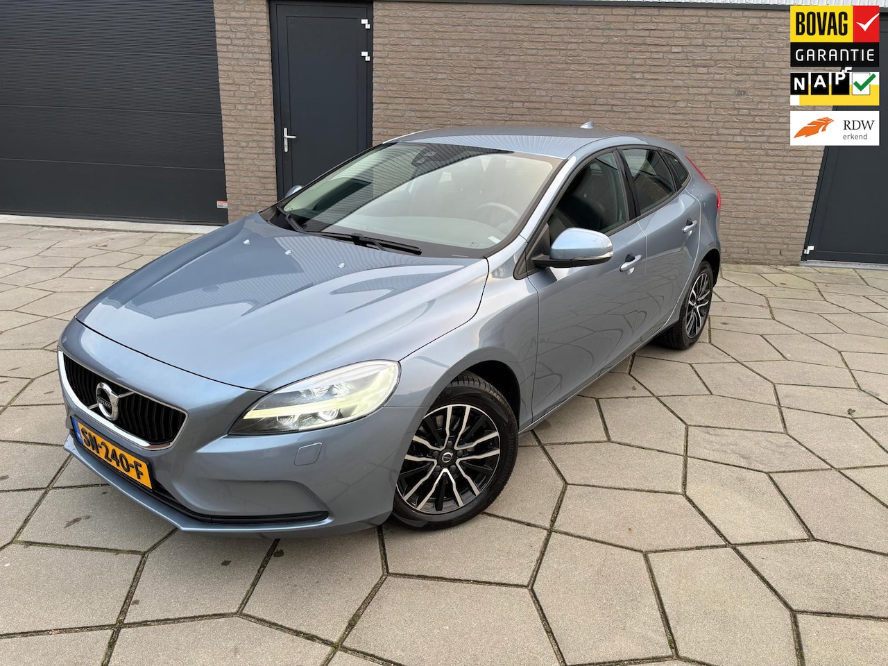Volvo V40 - 2.0 T2 Nordic+ LUXURY|Nederlandse auto|Navi , LED verlichting en ASR - AutoWereld.nl
