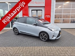 Toyota Yaris - 1.5 Hybrid Bi-Tone
