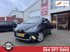 Toyota Aygo - 1.0 VVT-i x-cite panorama dak | camera | airco