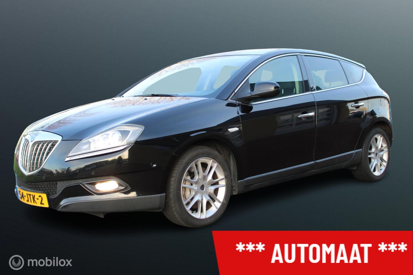 Lancia Delta - 1.8-16V Di Oro 1.8-16V Di Oro, Automaat, Schuifdak, Navi, Clima, Pdc, Cruise, Alcantara, Nieuwe Distribut - AutoWereld.nl