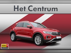 Volkswagen T-Roc - 1.5 TSI 150PK Automaat Style / Leer /IQ LED / ACC / Donker glas / Electrische stoelen / tr