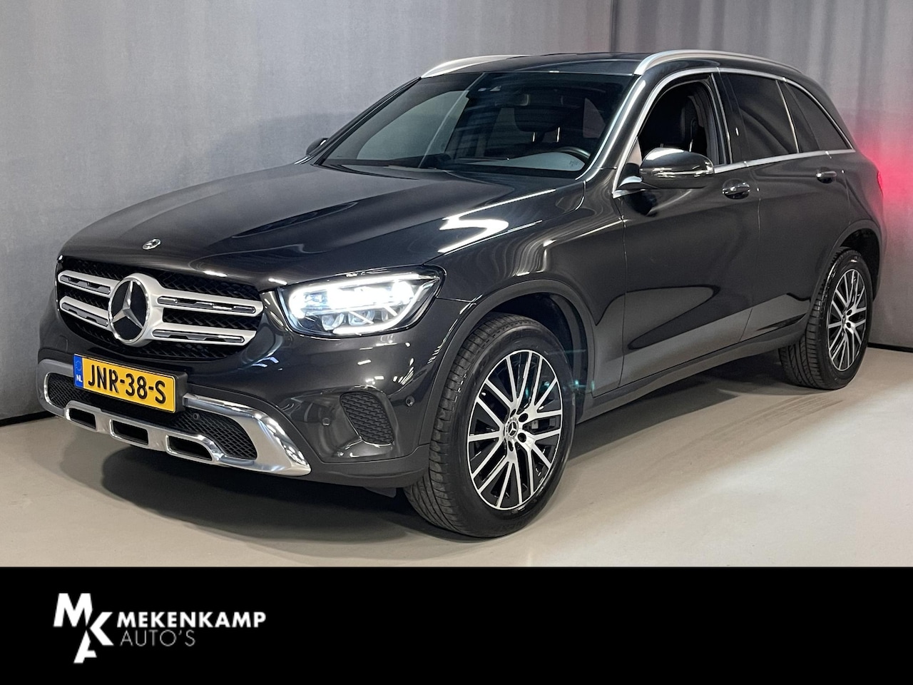 Mercedes-Benz GLC-klasse - 300e 4MATIC 19"/Leder + memory/Stoel + stuurverwarming/Trekhaak/Camera/Dodehoek/Keyless/Ap - AutoWereld.nl