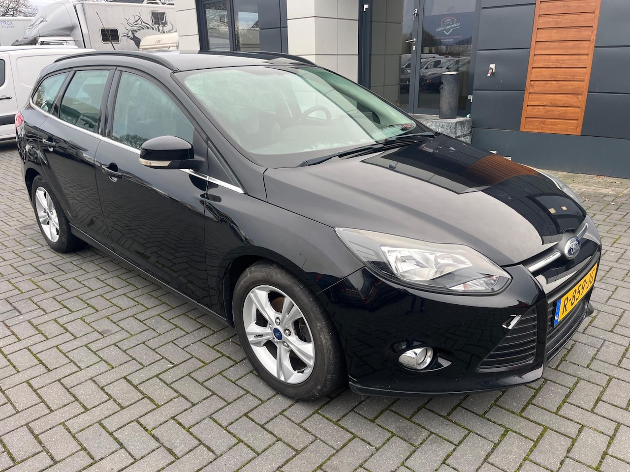 Ford Focus Wagon - 1.0 EcoBoost Station 114000 km koppakking defect - AutoWereld.nl