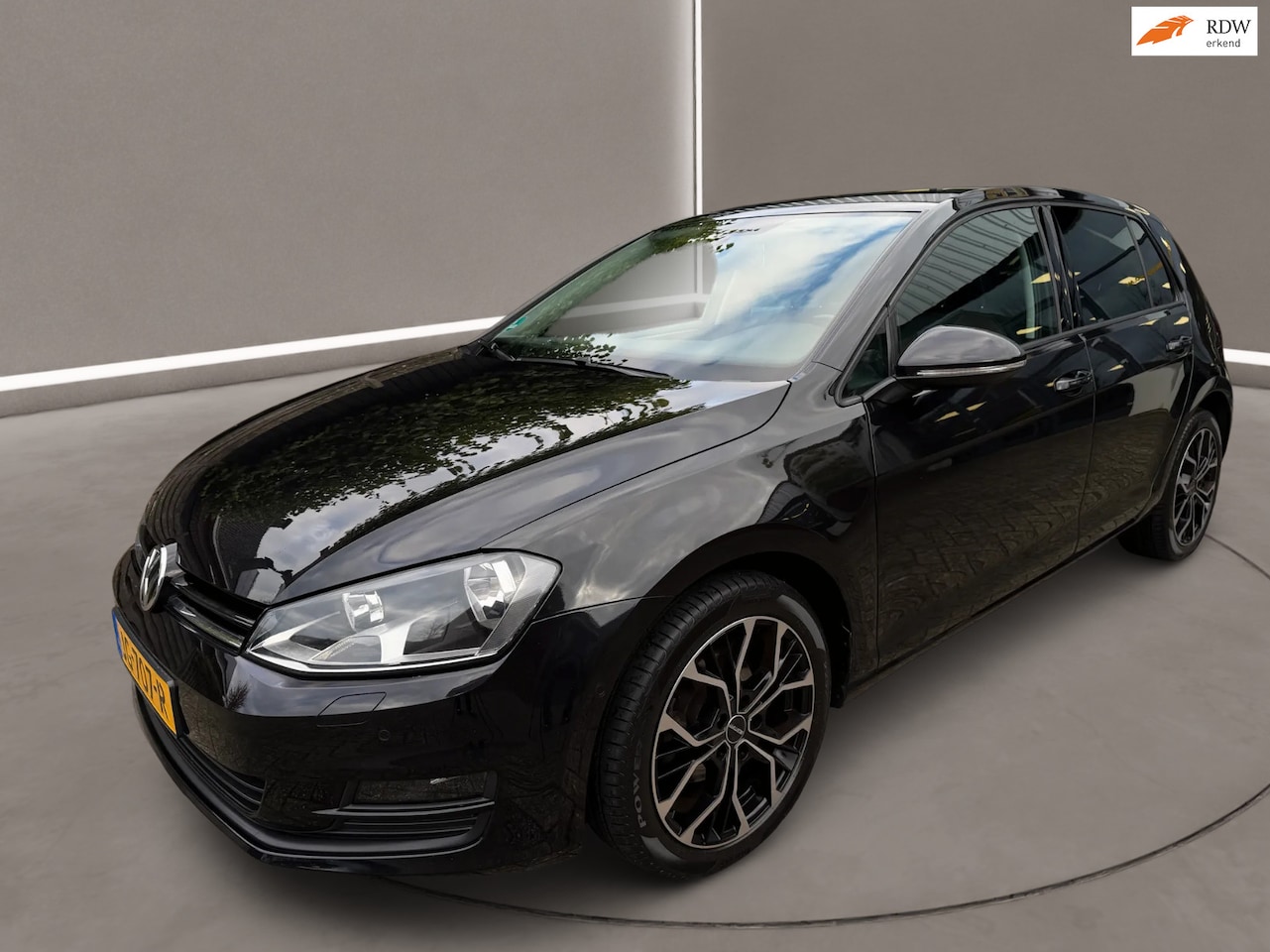 Volkswagen Golf Variant - 1.2 TSI Business Edition Connected R 110 Pk Autommat Airco Navi Pdc 166 dkm Nap - AutoWereld.nl