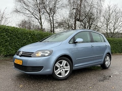 Volkswagen Golf Plus - 1.4 TSI Highline Automaat | Navi | Trekhaak |Stoelverwarming | Clima | 16" Velgen | Velour