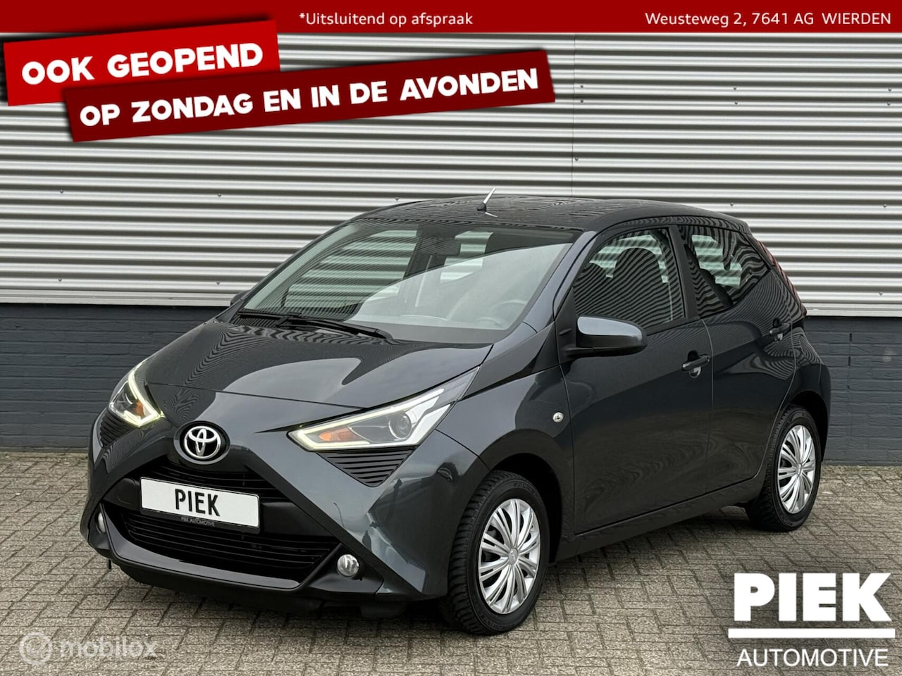 Toyota Aygo - 1.0 VVT-i x-play AUTOMAAT NIEUWSTAAT - AutoWereld.nl