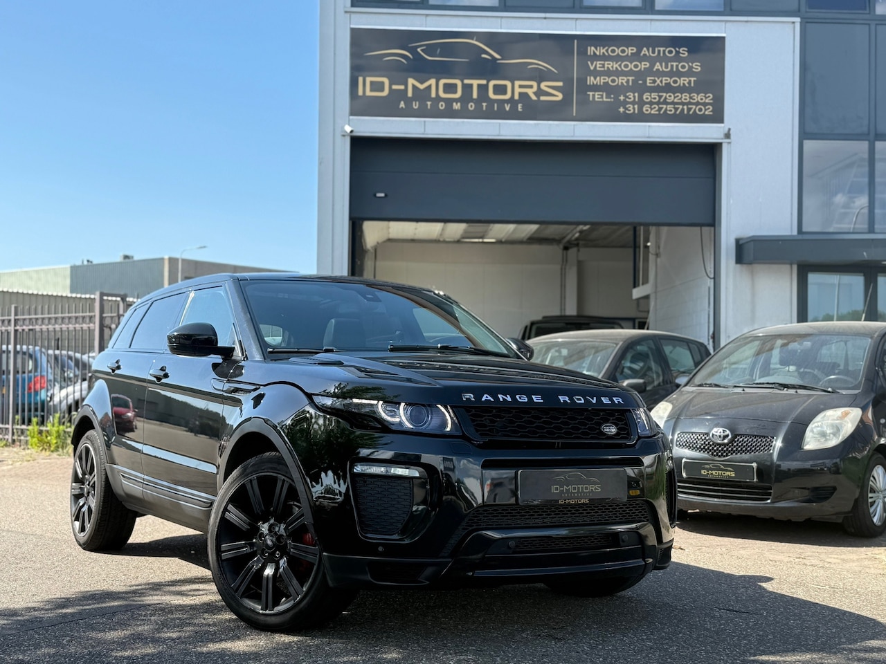 Land Rover Range Rover Evoque - 2.2 TD4 4WD Dynamic Business Edition nap pano black edition - AutoWereld.nl