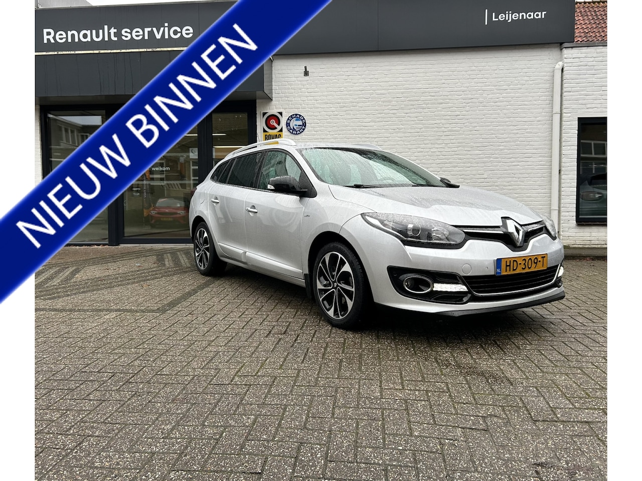 Renault Mégane Estate - TCe 130 Bose | Parkeersensoren | Trekhaak | Bluetooth | Navigatie | - AutoWereld.nl
