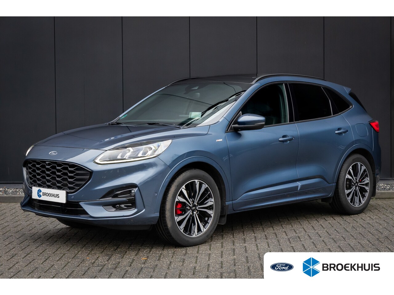 Ford Kuga - 1.5 E.B. 150PK ST-Line X | Wegklap Trekhaak | Pano-dak | ZEER Netjes! | 100% Onderhouden | - AutoWereld.nl