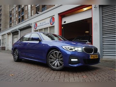 BMW 3-serie - 330i Business Edition Plus M-SPORT | BTW | NL AUTO | LASER | LEER | PANORAMADAK | Sfeer |