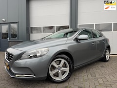 Volvo V40 - 2.0 D4 Summum Business Leder Trekhaak