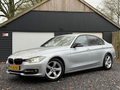 BMW 3-serie - 320i High Executive Keyless Leder NL-Auto