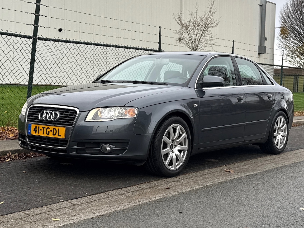 Audi A4 Limousine - 2.0 TFSI quattro edition 1ste eigenaar XenonNAVI - AutoWereld.nl