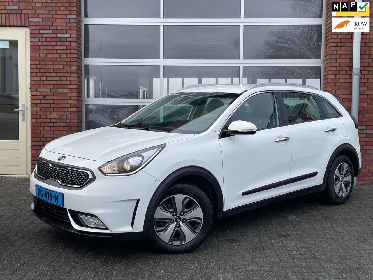 Kia Niro - 1.6 GDi Hybrid DynamicLine | Exportprijs Netto | Camera | Cruise Control | 2e Eigenaar | T - AutoWereld.nl