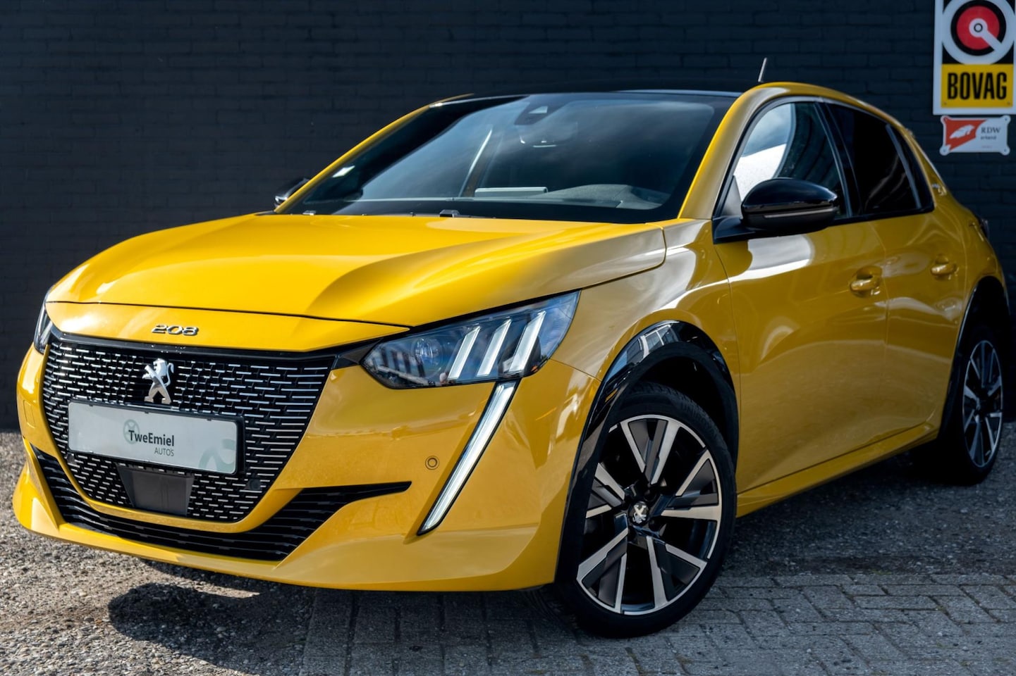 Peugeot 208 - 1.2 PureTech GT-line | 130PK | Automaat | Carplay - AutoWereld.nl