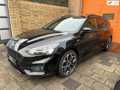 Ford Focus Wagon - 1.5 EcoBoost ST Line Business