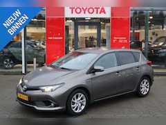 Toyota Auris - 1.8 HYBRID DYNAMIC 5-DEURS NAVI AFN-TREKHAAK CRUISE LM-VELGEN PARKEERCAMERA KEYLESS