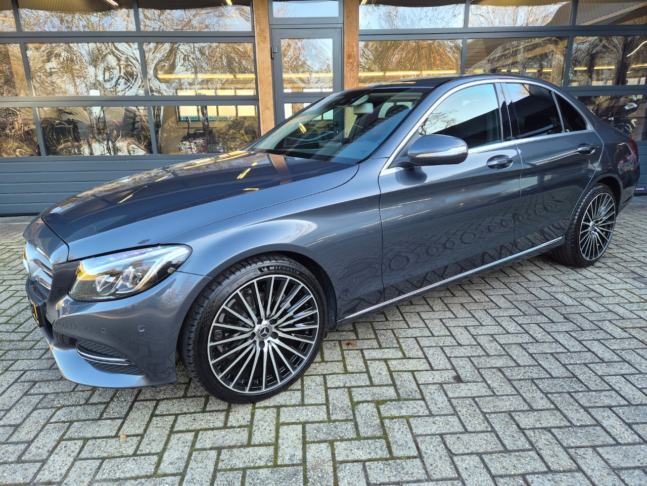 Mercedes-Benz C-klasse - 180 Prestige *Burmester *Camera *Groot Navi *Led Xenon * - AutoWereld.nl