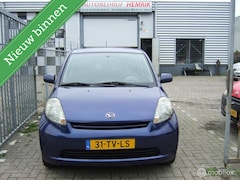 Daihatsu Sirion 2 - 1.0-12V Trend