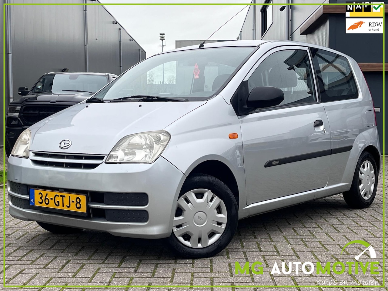 Daihatsu Cuore - 1.0-12V 100th Anniversary | 85.000 km | APK tot 10-2026!!! - AutoWereld.nl