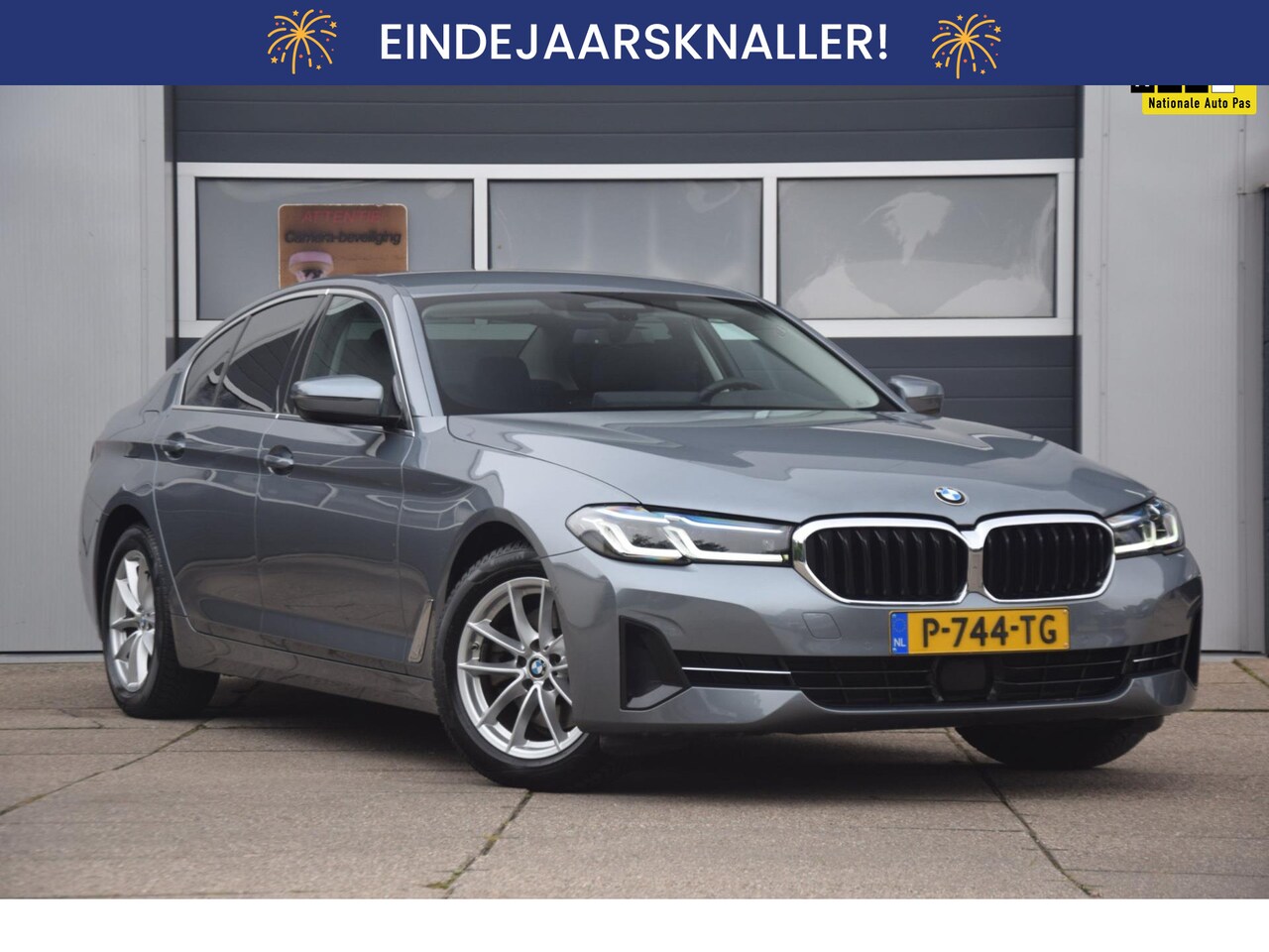 BMW 5-serie - 520i Business Edition Plus CAMERA/HIFI SYSTEM/ADAPTIEVE CRUISE CONTROL - AutoWereld.nl