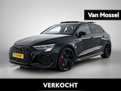 Audi RS3 - Sportback 2.5 TFSI quattro 400 PK | RS-sportonderstel | Akrapovič-uitlaatsysteem | RS-desi