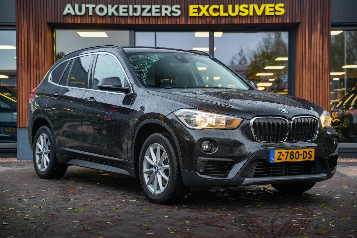 BMW X1 - xDrive18d Centennial High Executive Navigatie Cruise PDC AUTOMAAT! - AutoWereld.nl