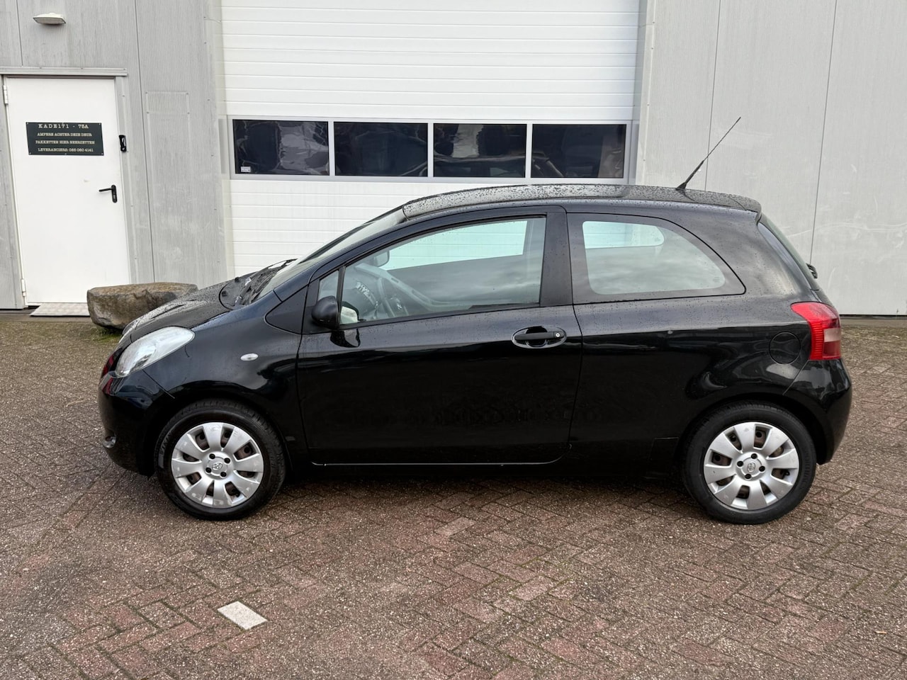 Toyota Yaris - 1.0 VVTi Spirit 1.0 VVTi Spirit - AutoWereld.nl