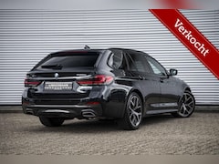 BMW 5-serie Touring - 530e xDrive | Full Option | M Sport | Panodak | Laser | Trekhaak | Comfortzetels | H&K |