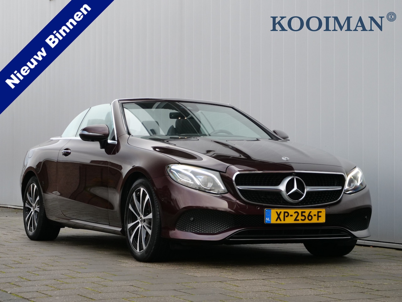 Mercedes-Benz E-klasse Cabrio - 200 Premium Plus 184 Pk Automaat Navi / Camera / Leer / Apple Carplay / Nekverwarming - AutoWereld.nl
