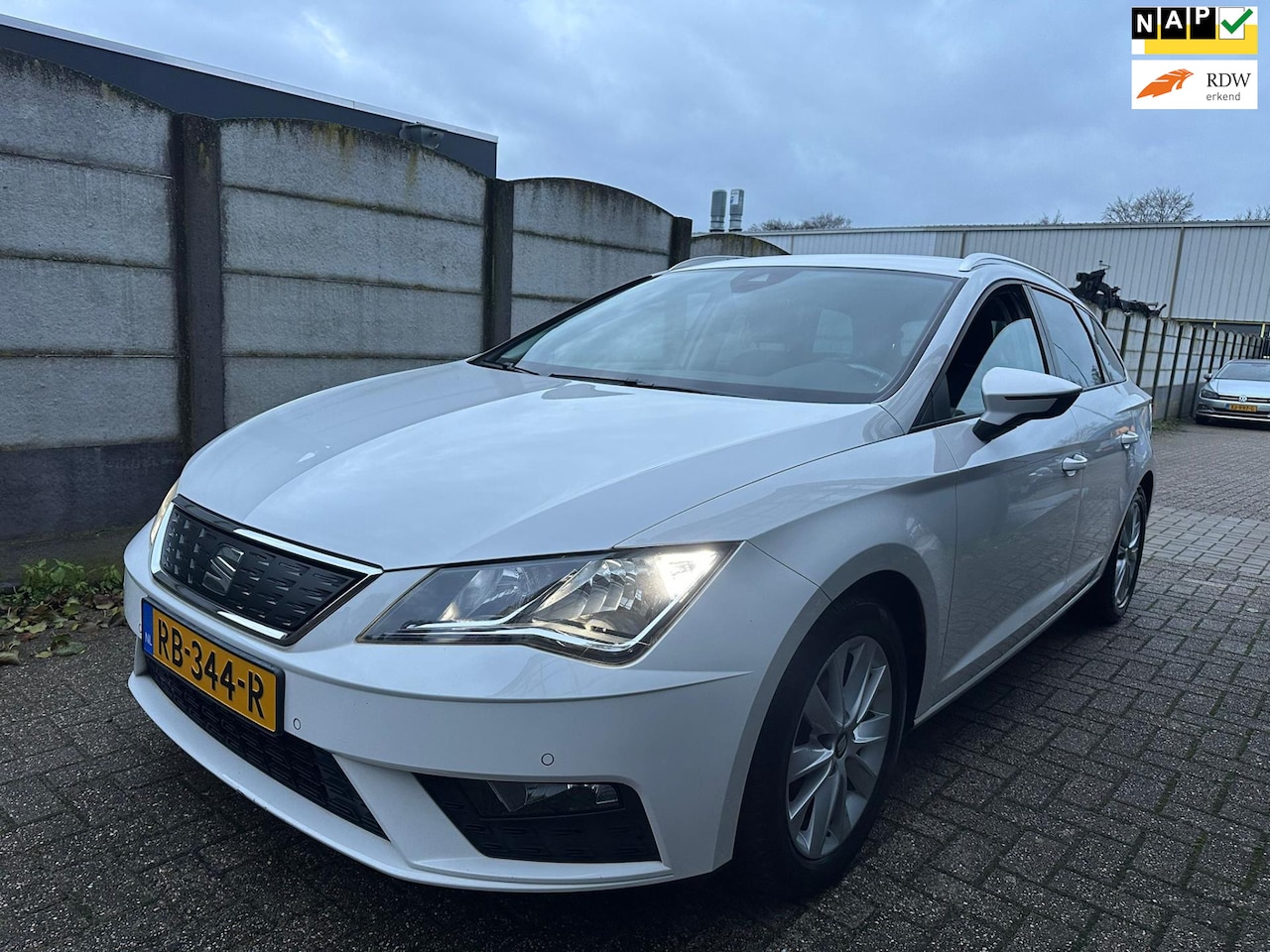 SEAT Leon ST - 1.0 EcoTSI Style Business Intense DSG/ EERSTE EIGENAAR! - AutoWereld.nl