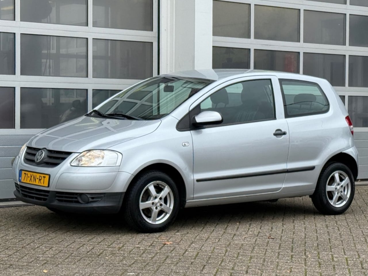 Volkswagen Fox - 1.4 Trendline 75PK Airco LMV All-season NW APK! - AutoWereld.nl