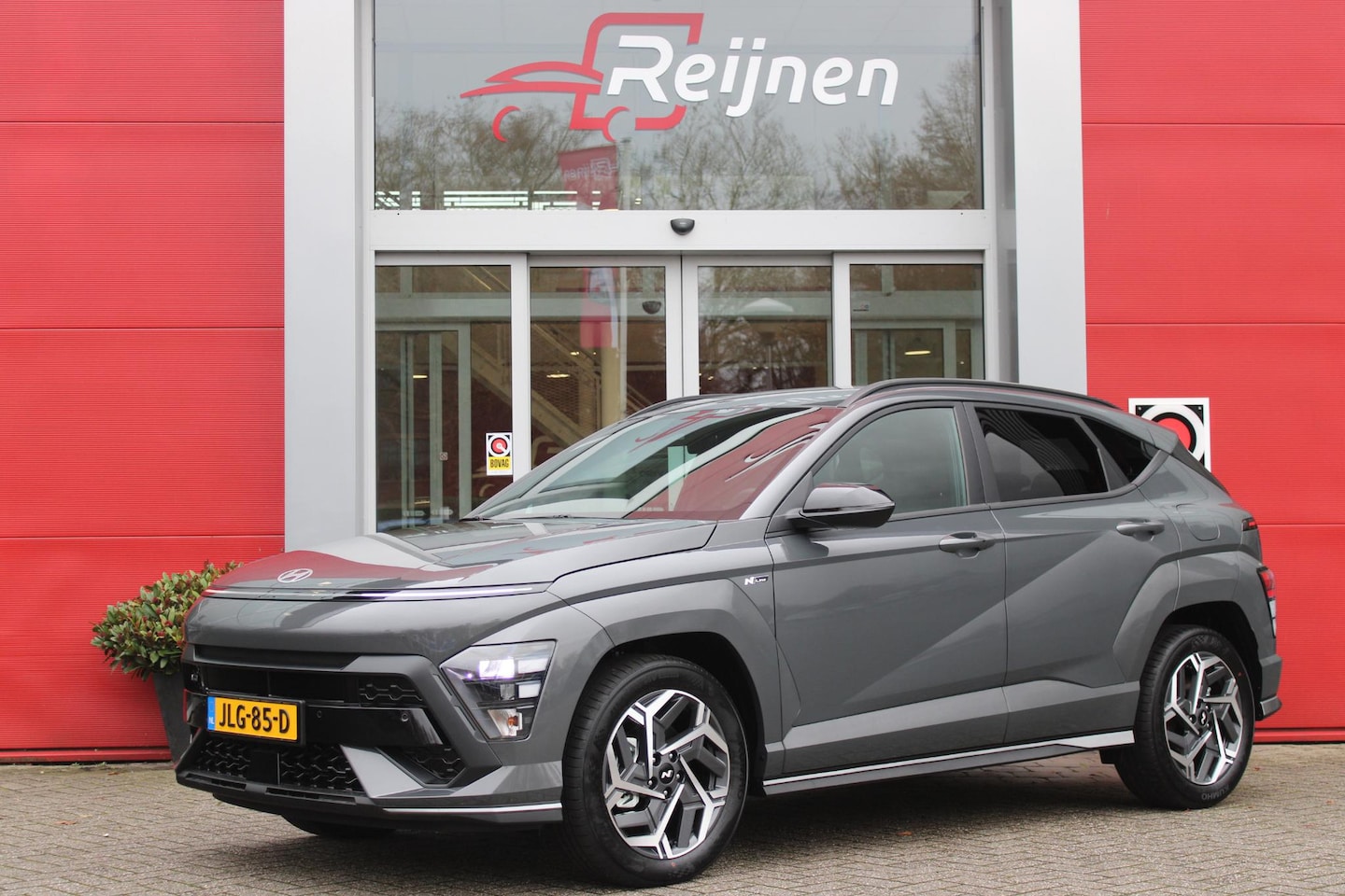 Hyundai Kona - 1.6 GDI 130PK HEV N LINE | *NIEUWE AUTO!* | NAVIGATIE | DRAADLOZE APPLE CARPLAY/ANDROID AU - AutoWereld.nl