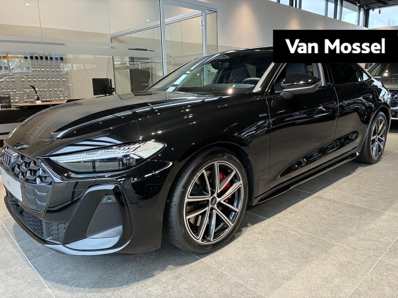 Audi A5 Limousine - 2.0 e-hybrid quattro S edition 299 PK | Navigatie | Tweede Multimedia Scherm | Apple Carpl - AutoWereld.nl