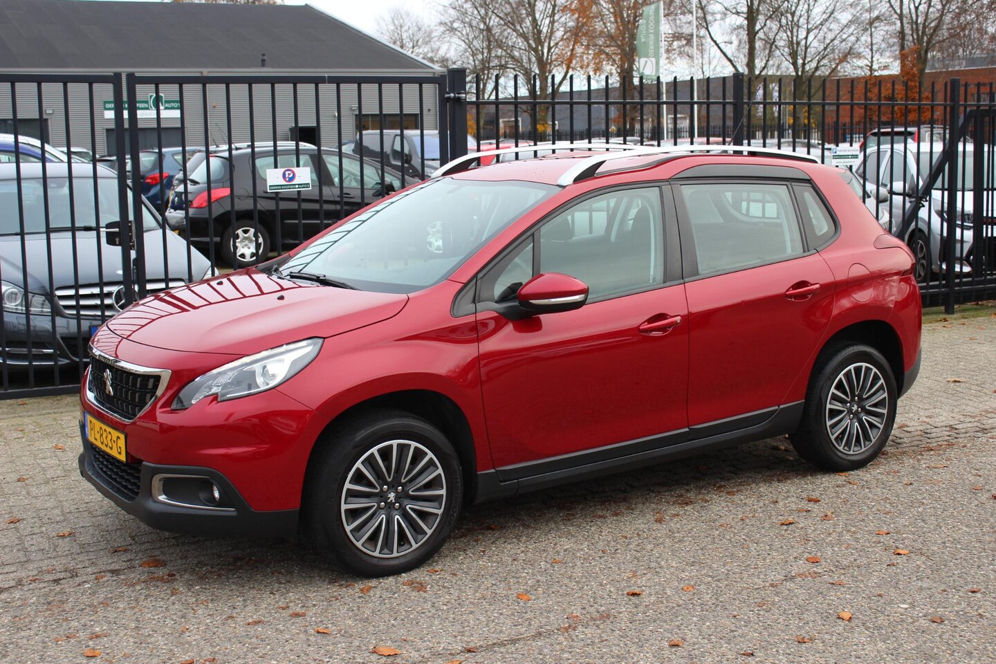 Peugeot 2008 - 1.2 PureTech Blue Lion 1.2 PureTech Blue Lion, Navigatie! - AutoWereld.nl