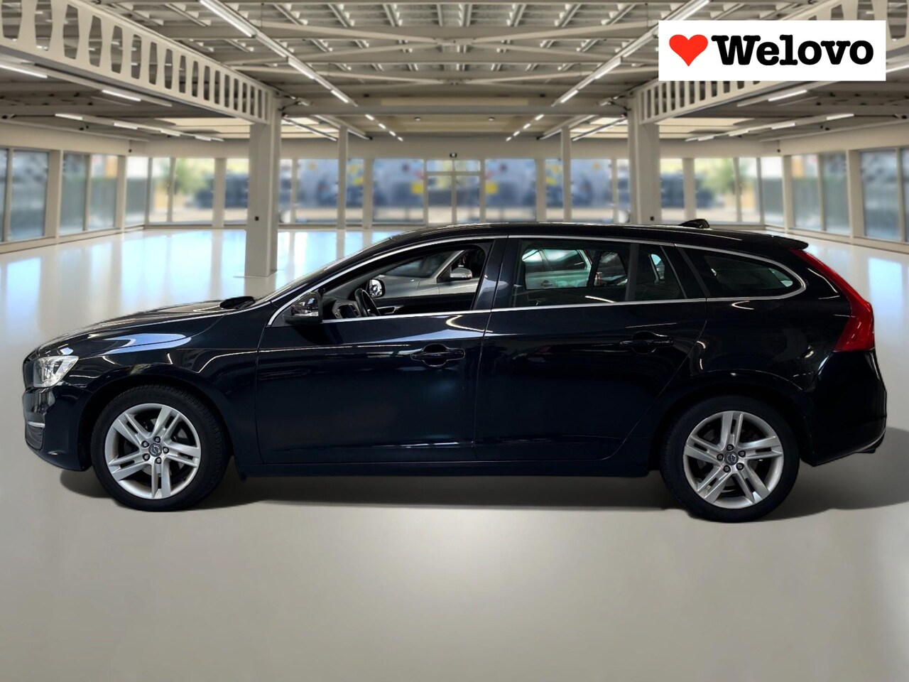 Volvo V60 - 1.6 T3 Momentum Navigatie. - AutoWereld.nl