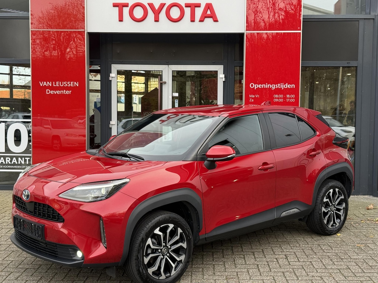 Toyota Yaris Cross - 1.5 Hybrid Dynamic STOEL/STUUR VERWARMING CRUISE ADAPTIEF APPLE CAR PLAY ANDROID AUTO - AutoWereld.nl