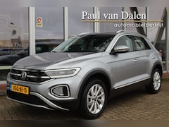 Volkswagen T-Roc - 1.5TSI 150PK AUTOMAAT STYLE Navi Carplay | Adapt.Cruise | Electr.Klep | Camera | Keyless |