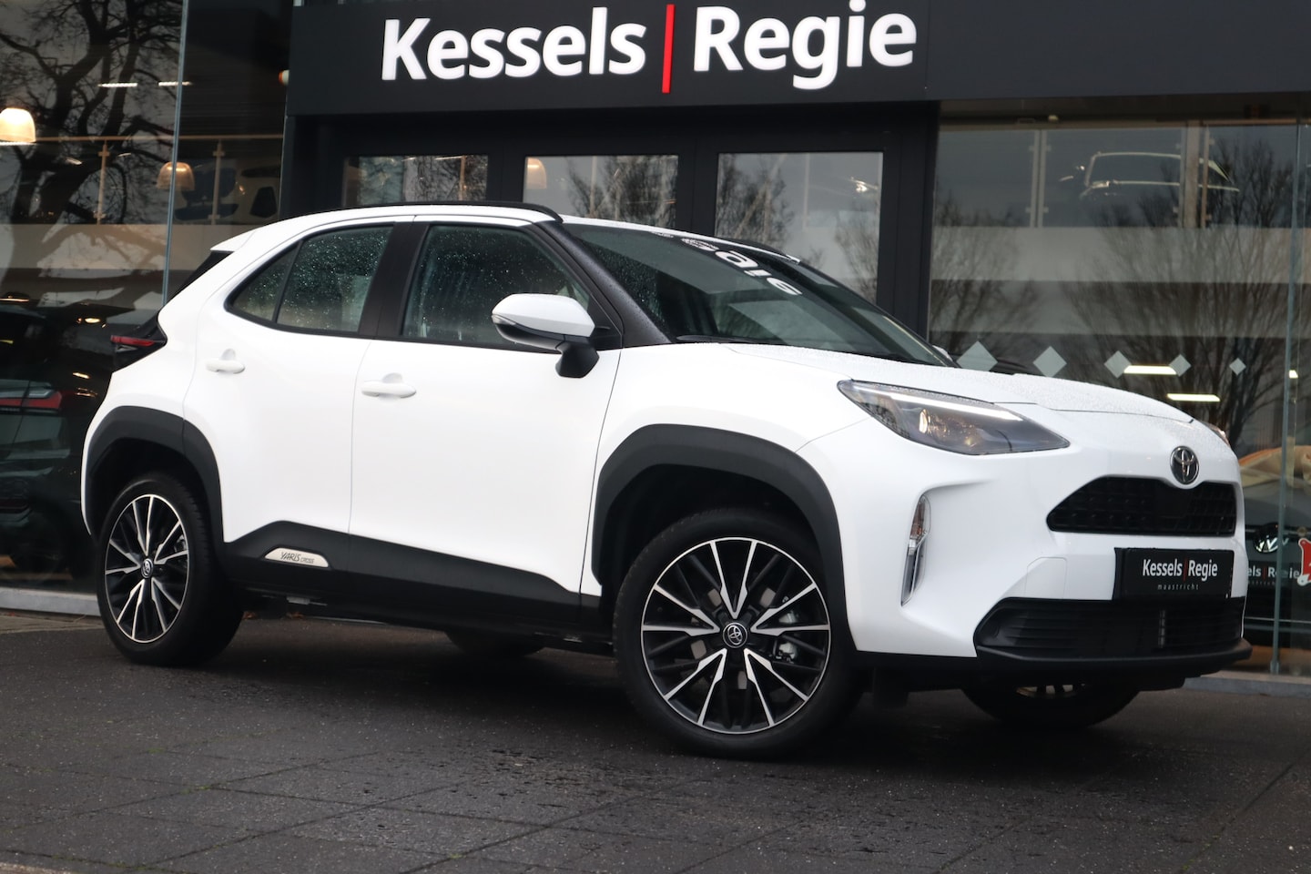 Toyota Yaris Cross - 1.5 Hybrid Business Adaptive Camera Stoelverwarming 18” - AutoWereld.nl