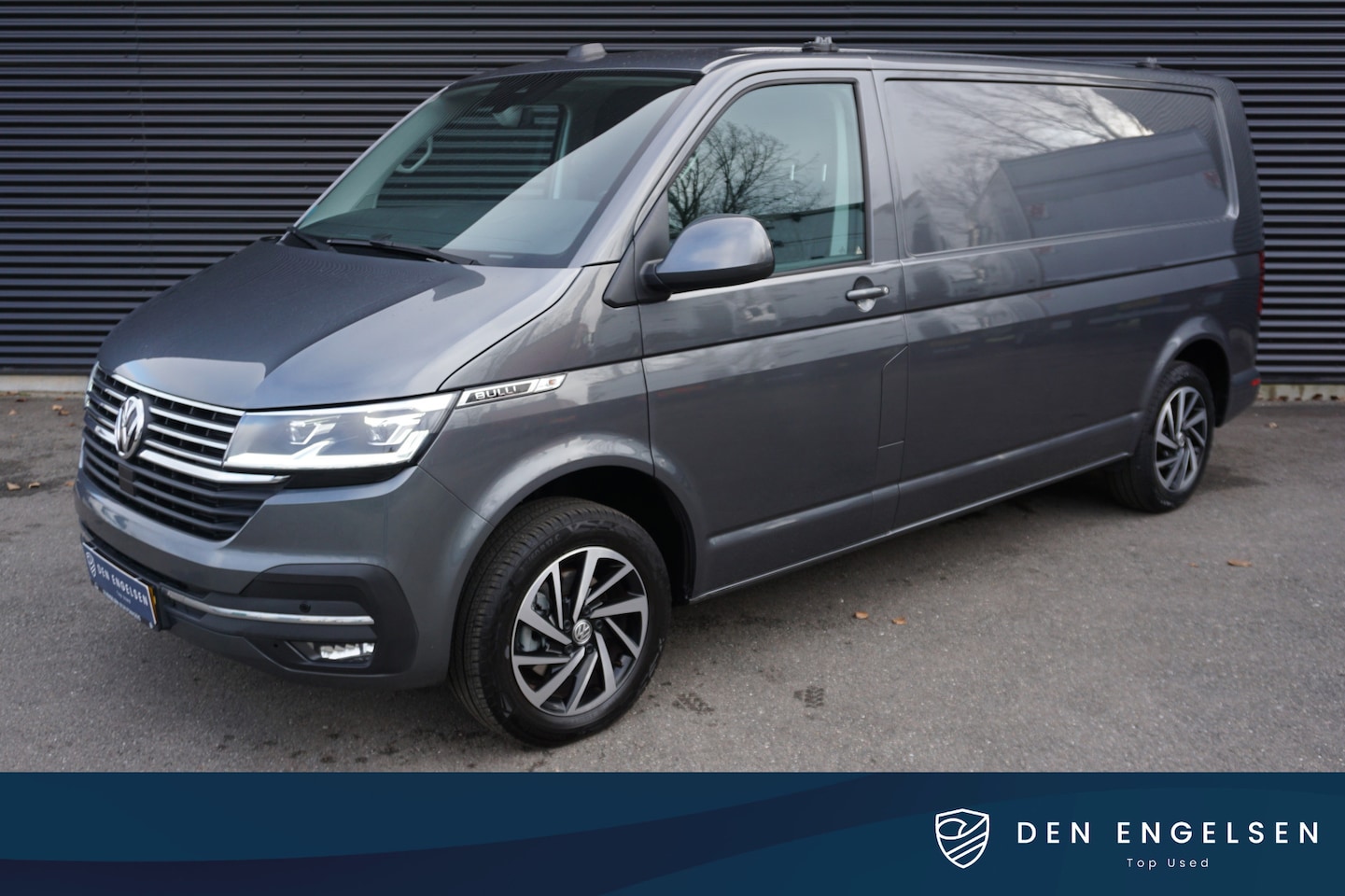 Volkswagen Transporter - 150pk Automaat L2 Bulli 75 Edition Lederen bekleding Apple Carlay Navi Camera Digitaal Das - AutoWereld.nl