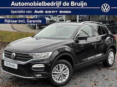 Volkswagen T-Roc - 1.5 TSI 150pk Style (Trekhaak, Navi, Carplay, Acc)