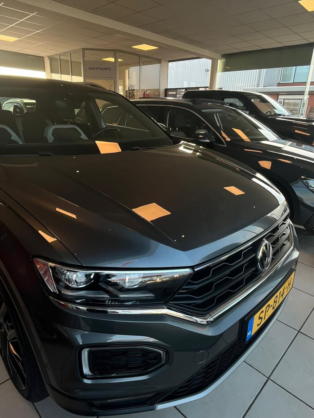 Volkswagen T-Roc - 2.0 TSI 190pk 4Motion 7-DSG - AutoWereld.nl